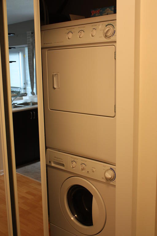 Accurate Plus Furnished Apartment- Brickstone Mews ミシサガ 部屋 写真